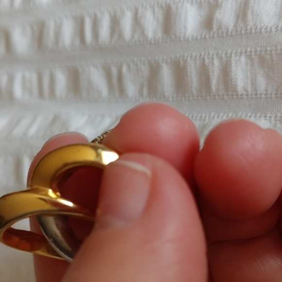 Vintage Butler/FAC Gold & Silver Tone Intertwining Heart Pendant With Chain - Picture 13 of 13